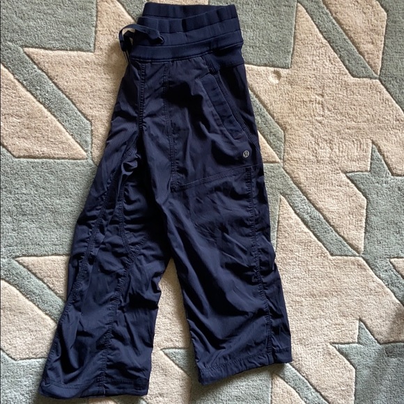 lululemon athletica Pants - Lululemon studio crop pants